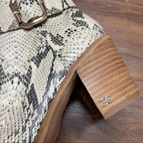 Sam Edelman Leonia Snakeskin Embossed Buckle Ankle Zip Boots - Picture 6 of 11